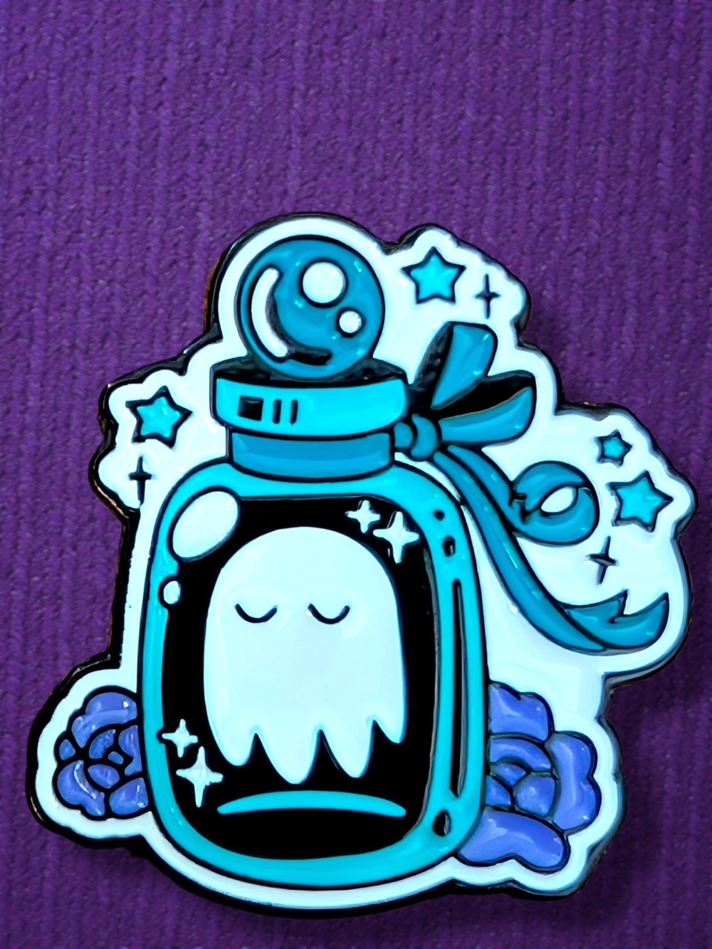 Teal Ghost Jar Enamel Pin 👻 Adorable Halloween Accessory